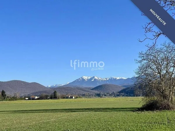 Terrain constructible 1576 m²