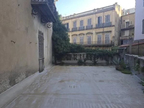 Appartement 6 pièces 99 m²
