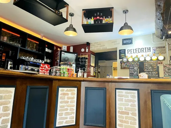 BAR / PUB / BRASSERIE AVEC LOGEMENT DE FONCTION ? AFFAIRE COUP DE C?UR