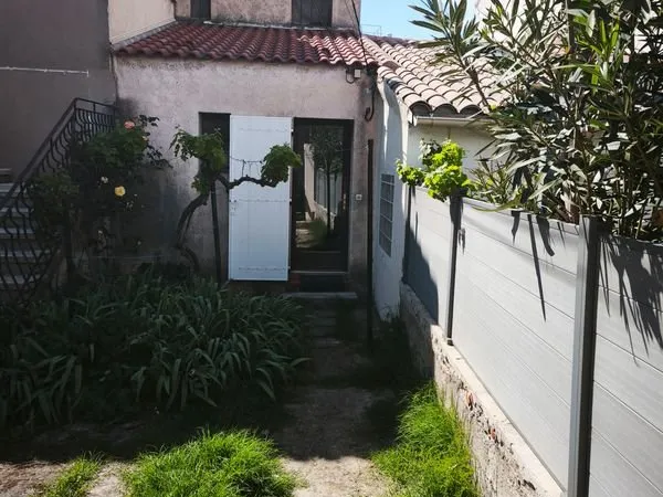 Maisonnette T1/2 44.5m² + jardinet