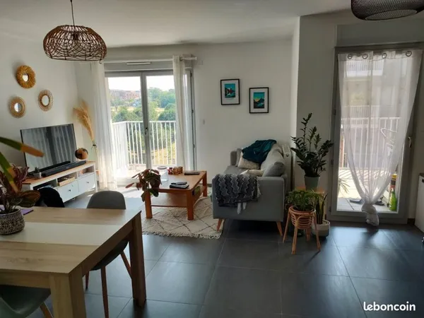 Appartement de 70,64M2 /Terrasse /Garage/ Port Marianne Montpellier