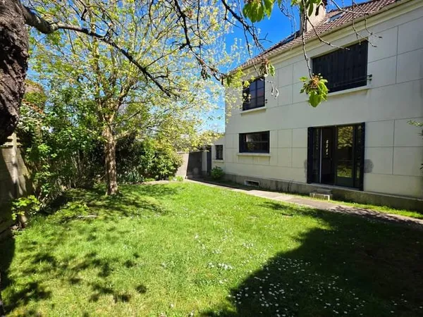 Maison 5 pièces 145 m²