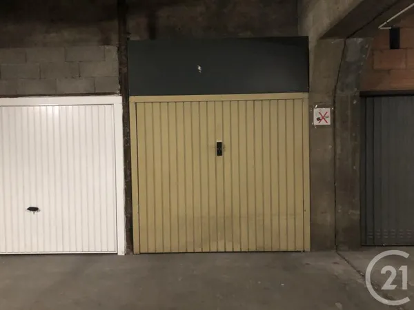 Parking 14 m²