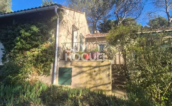 Bouc Bel Air, proche village, Propriété de 134 m2 habitables env sur une parcelle de 1.218 m2