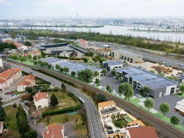 Local d'activité 2382 m²