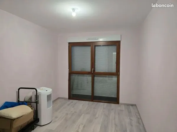 Chambre 20 m² à louer presqu'ile proche CEA