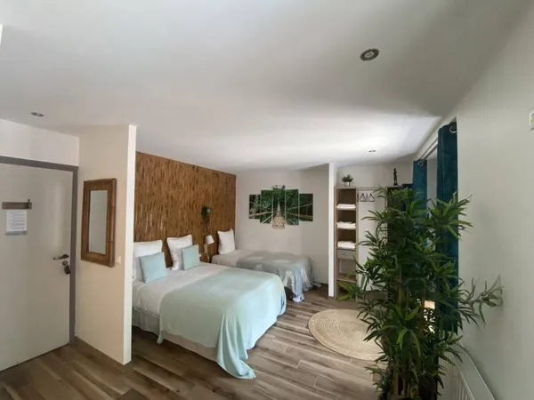 Villa 15 pièces 450 m²