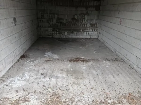 Garage/box 12 m² Bavans