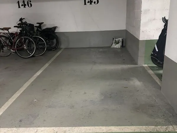 Parking sécurisé Villiers