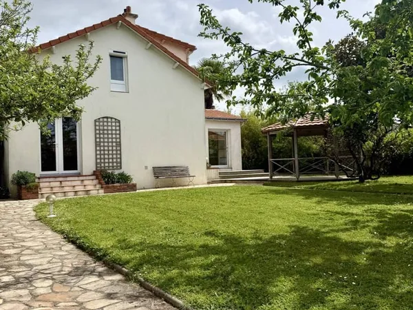 Maison 6 pièces 137 m²