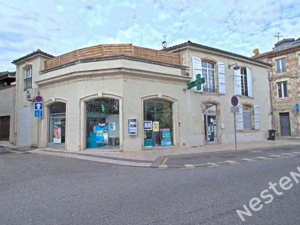 Local commercial 2 pièces 160 m²