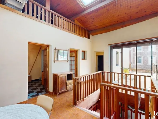 Maison de ville 6 pièces 235 m²
