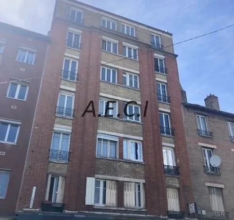 Studio 1 pièce 21 m²