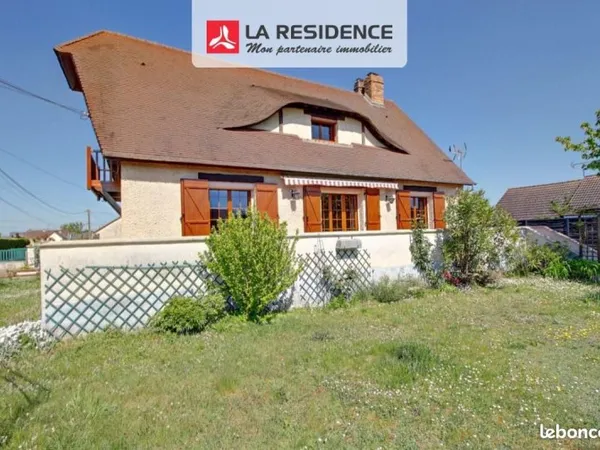 Maison de village 7 pièces 158 m²