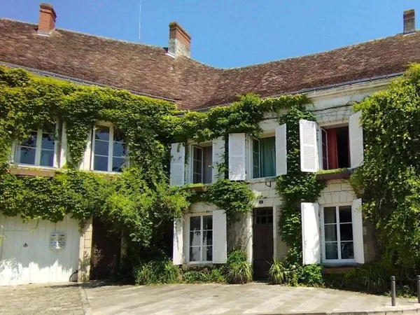 Maison 12 pièces 359 m²