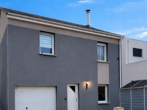 Maison familiale 4 chambres avec jardin et pergola bioclimatique - BECHY(57580)