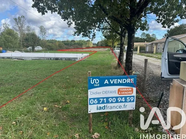 Terrain 1213 m²