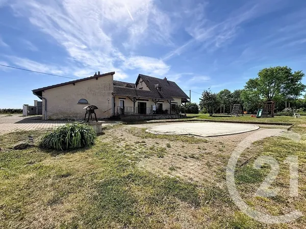 Maison 6 pièces 215 m²