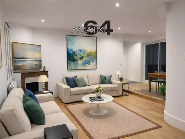Maison de luxe 6 pièces 195 m²