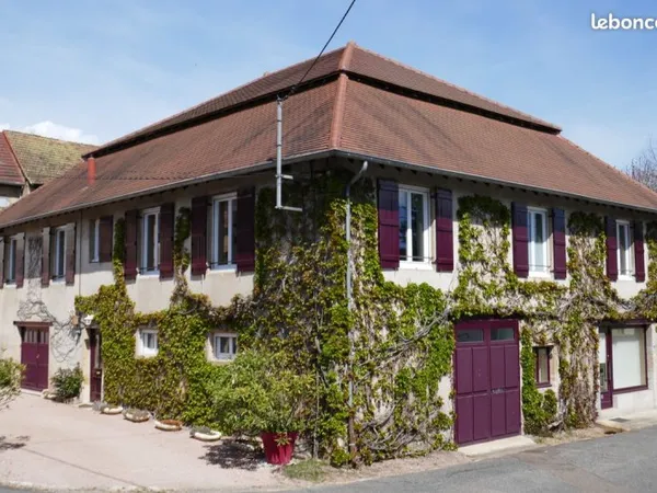 Grande maison de 245 m2 en excellent état