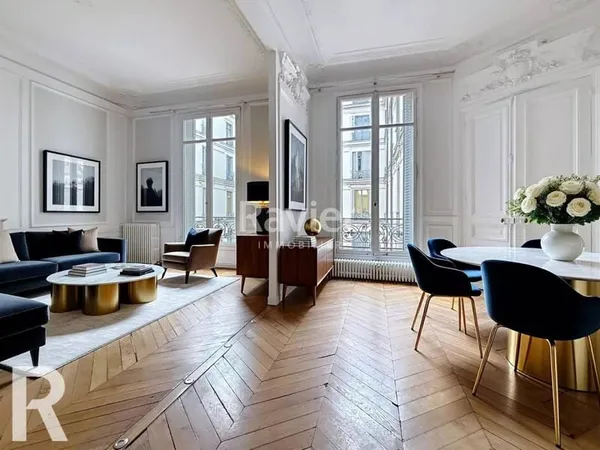 Appartement 5 pièces 156 m²