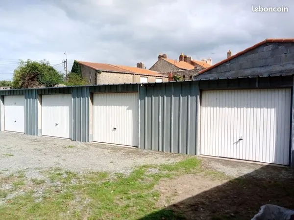 Garage, box, garde meuble, cave de 22 m2