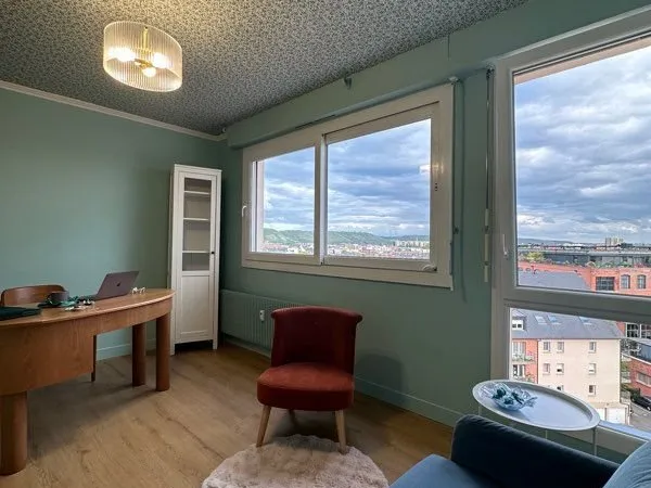 Bureau partagé à louer
