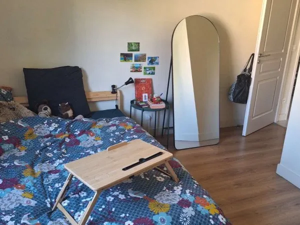 Propose chambre dans appartement en colocation