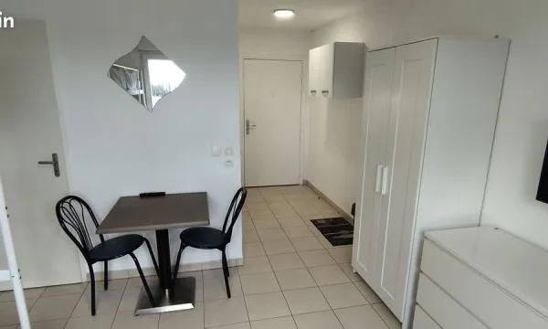 Studio meublé et rénové de 20,43 m² avec place de parking dans une Résidence sécurisée à Rodilhan (5