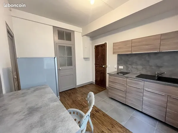 Studio 1 pièce 26 m²