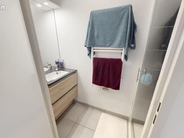 Chambre 5 pièces 81 m²