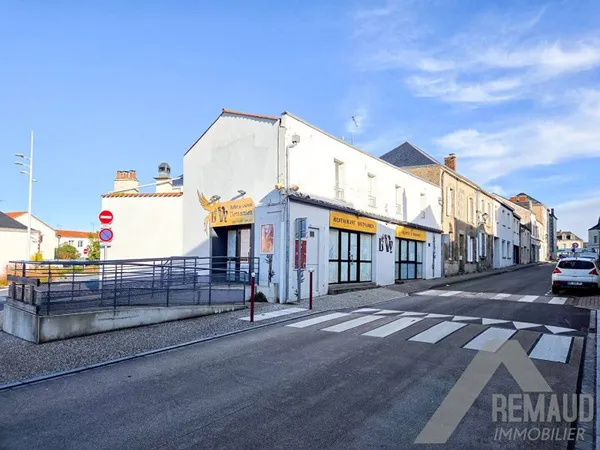 Local commercial 170 m²