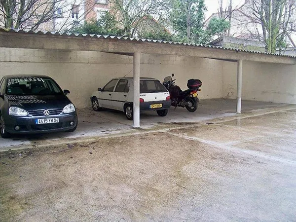 Stationnement Location Saint-Maur-des-Fossés   90€
