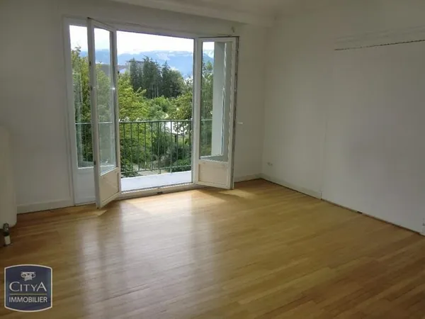 Appartement 3 pièces 77 m²