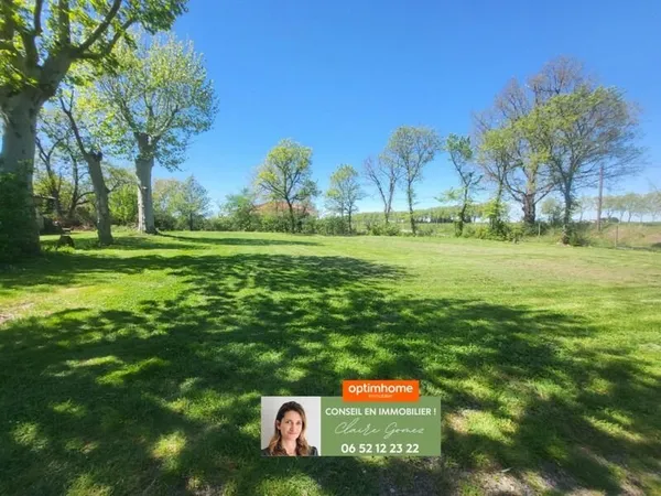 Terrain d'exception à Vendre 733m² viabilisé - Cadre Naturel Préservé à Bretx (31)