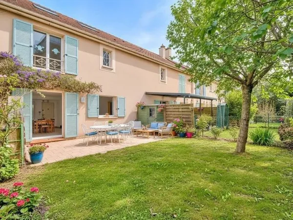 Maison 6 pièces 109 m²