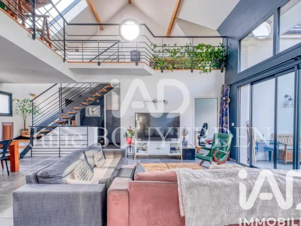 Maison 8 pièces 173 m²