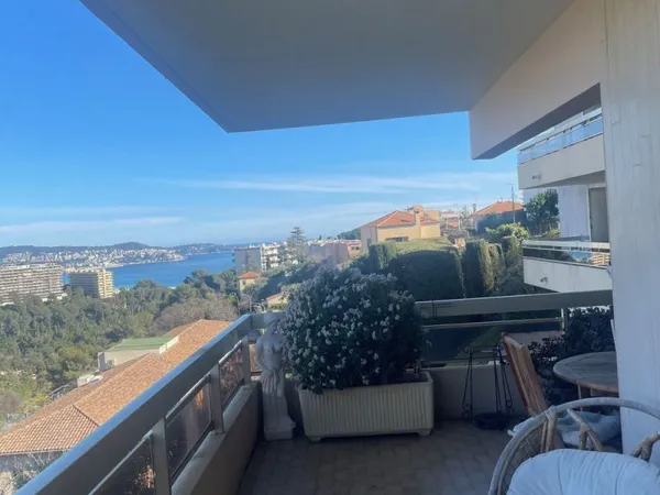 Exclusif Nice ouest FABRON vaste 2 pièces terrasse , cave, garage vue Mer