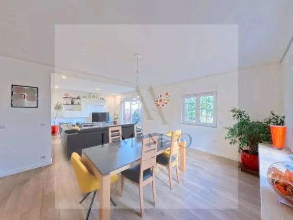 Maison de luxe 6 pièces 173 m²