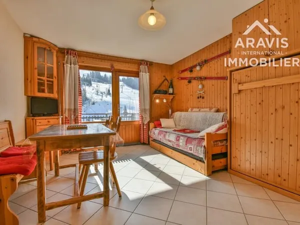 Studio face aux pistes