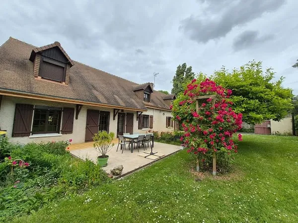 Maison 7 pièces 203 m²