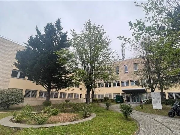 Bureau 1146 m²