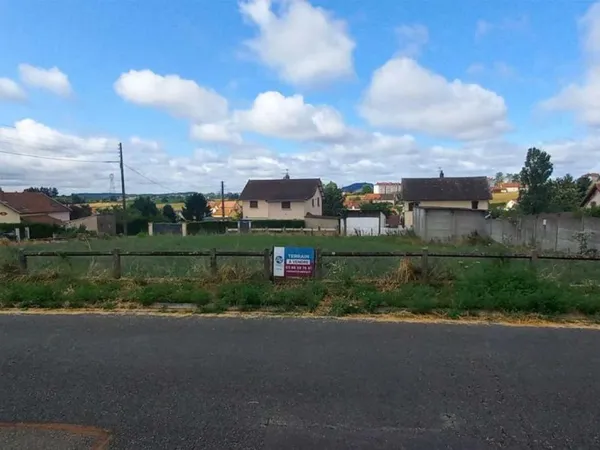 Terrain à bâtir - 887 m²
