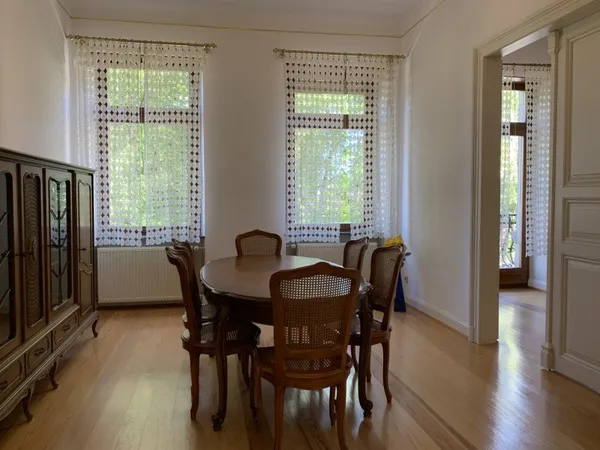 Appartement 4 pièces 127 m²