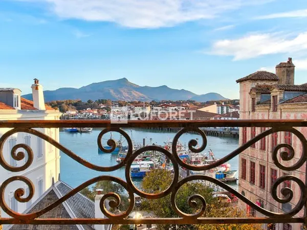 Appartement Saint Jean De Luz 3 pièce(s) 107.09 m2