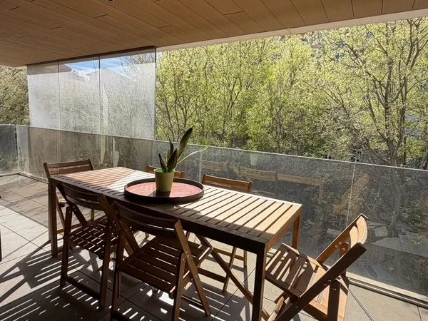 T4 récent avec terrasses - 85 m² - Marseille 7e (Saint-Victor)