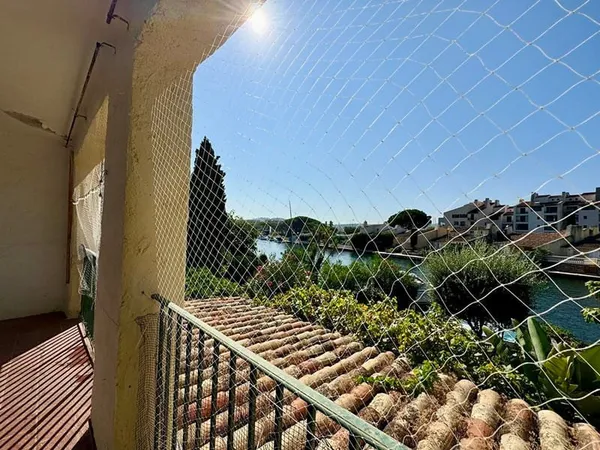 Appartement deux pièces Grimaud