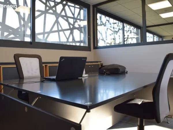 Bureau pour professionnels de la santé, praticiens du bien-être ou professions libérales