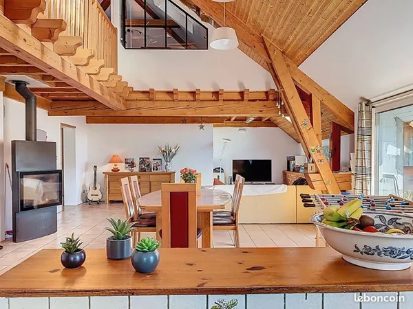 Appartement 7 pièces 177 m²