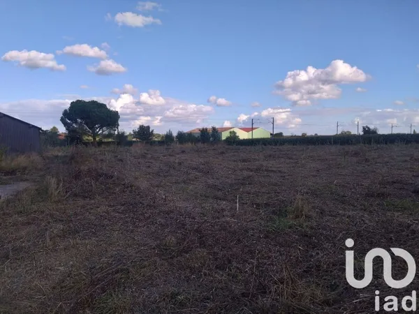 Terrain 1769 m²